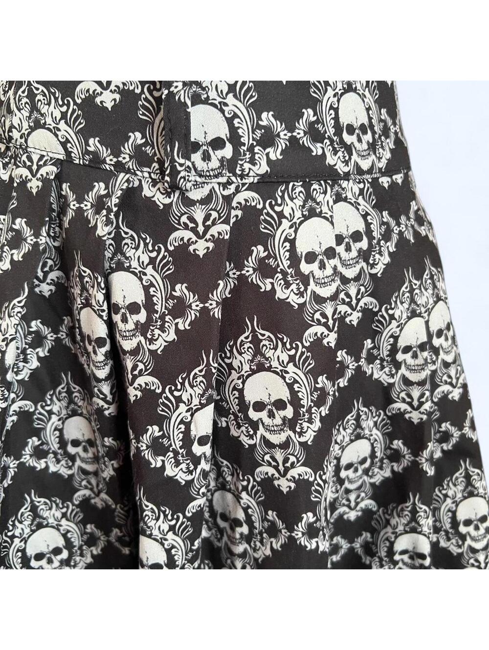 Black White Skull Print Goth Grunge Mini Skirt Size Small - Picture 5 of 5